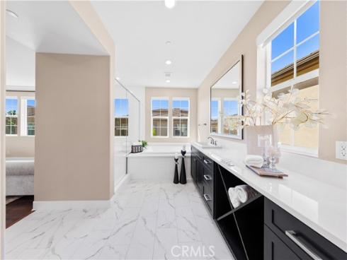 91  Pelican  , Irvine, CA