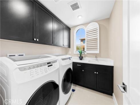 91  Pelican  , Irvine, CA