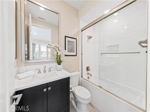 91  Pelican  , Irvine, CA