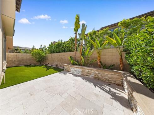 91  Pelican  , Irvine, CA