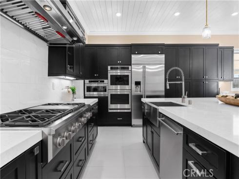 91  Pelican  , Irvine, CA