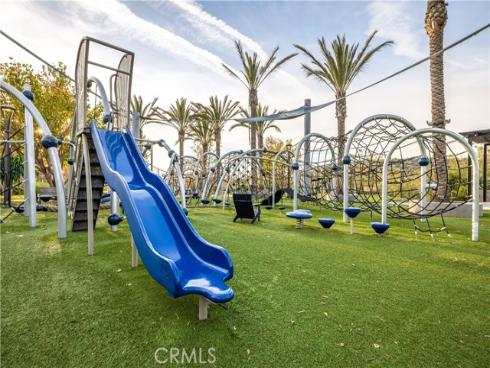 91  Pelican  , Irvine, CA