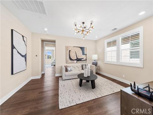 91  Pelican  , Irvine, CA