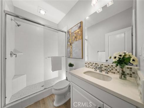 55  Parkdale  , Irvine, CA