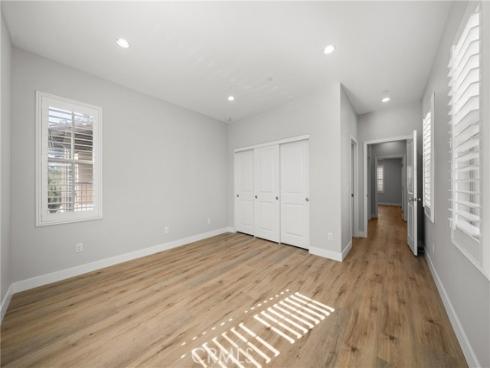 55  Parkdale  , Irvine, CA