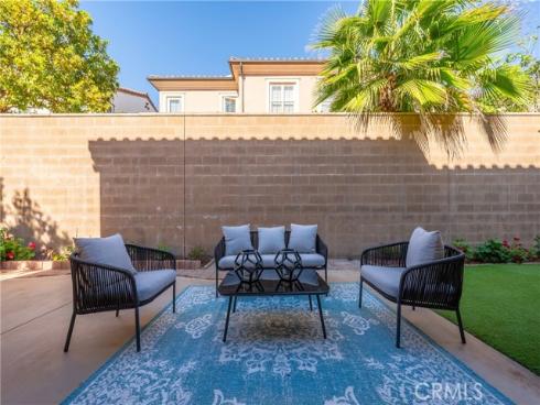 55  Parkdale  , Irvine, CA