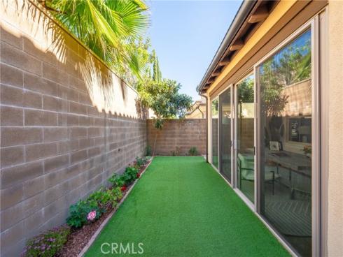 55  Parkdale  , Irvine, CA