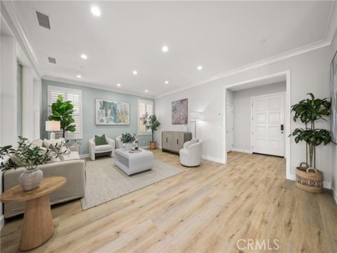 55  Parkdale  , Irvine, CA