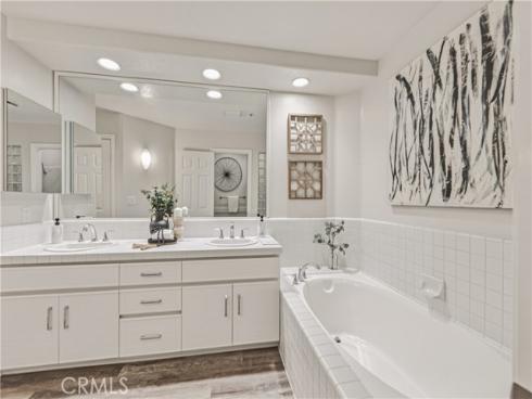 2233  Martin  115 , Irvine, CA