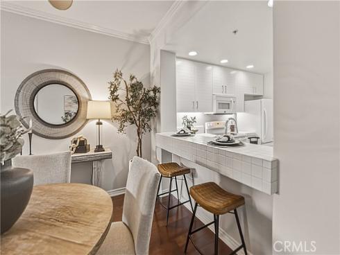 2233  Martin  115 , Irvine, CA