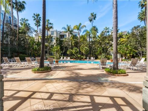 2233  Martin  115 , Irvine, CA