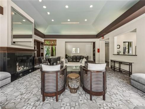 2233  Martin  115 , Irvine, CA