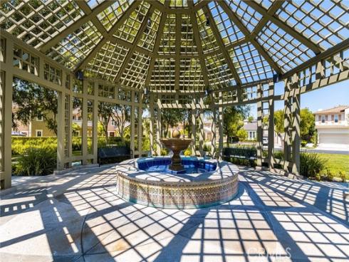 40  Paso Robles  , Irvine, CA