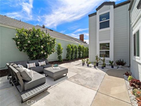 39  Cape Cod  , Irvine, CA