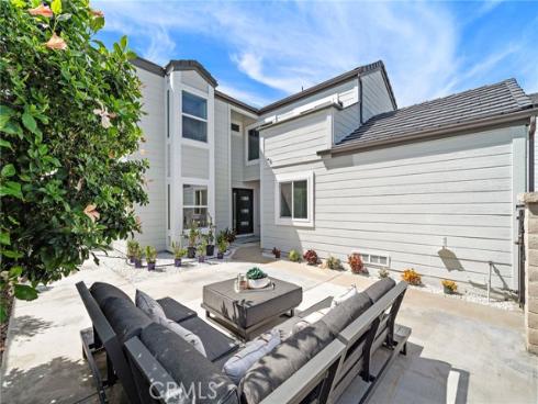 39  Cape Cod  , Irvine, CA