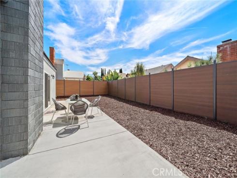 39  Cape Cod  , Irvine, CA