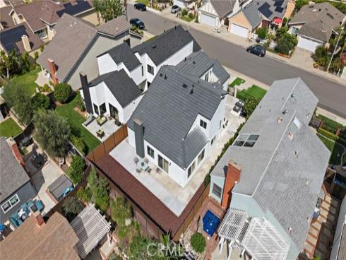 39  Cape Cod  , Irvine, CA