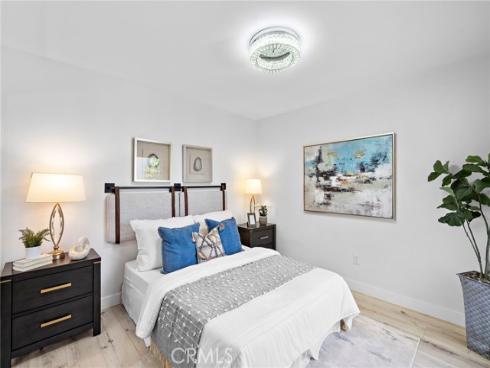 39  Cape Cod  , Irvine, CA