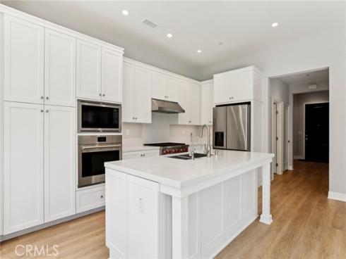 191  Plum Lily  , Irvine, CA