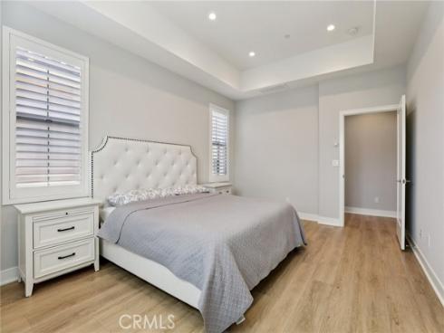 191  Plum Lily  , Irvine, CA