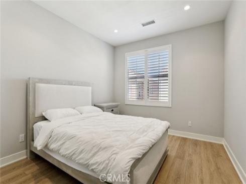 191  Plum Lily  , Irvine, CA