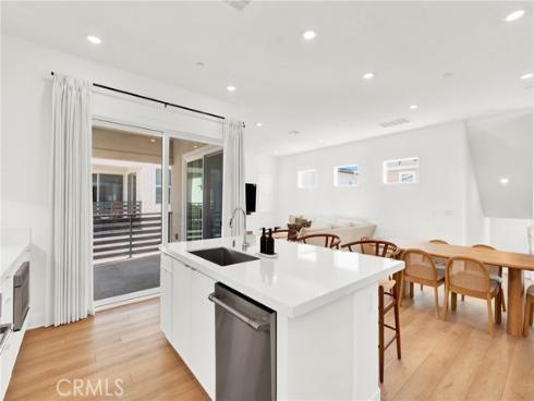 74  Dudley  , Irvine, CA