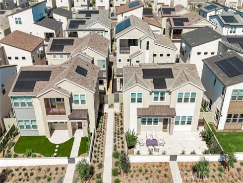 74  Dudley  , Irvine, CA