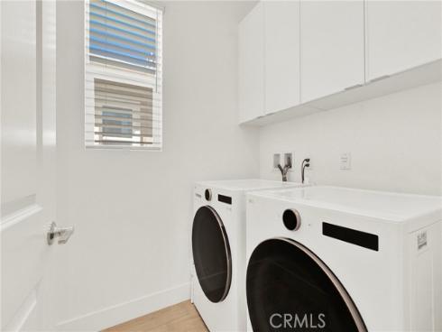 74  Dudley  , Irvine, CA