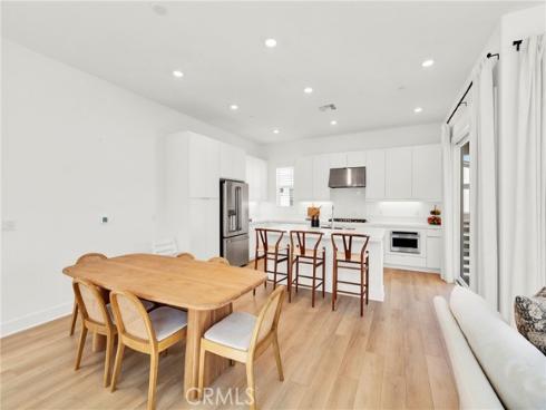 74  Dudley  , Irvine, CA