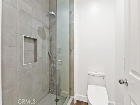 1607  Solvay Aisle  , Irvine, CA