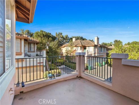 1607  Solvay Aisle  , Irvine, CA