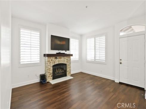 1607  Solvay Aisle  , Irvine, CA