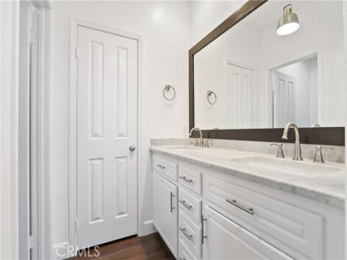 1607  Solvay Aisle  , Irvine, CA