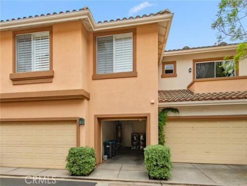2605  Ladrillo Aisle  , Irvine, CA