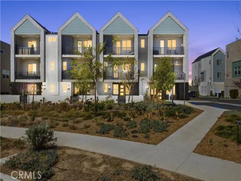 253  Sash  , Irvine, CA