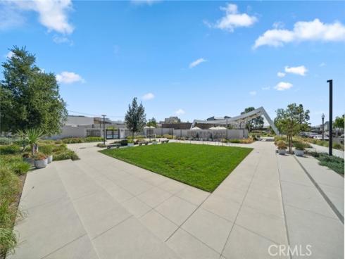 253  Sash  , Irvine, CA