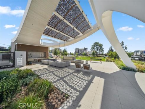 253  Sash  , Irvine, CA