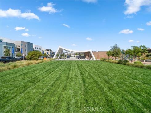 253  Sash  , Irvine, CA