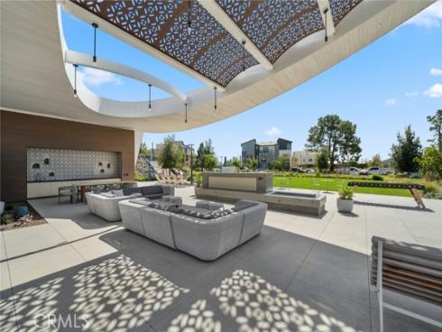 253  Sash  , Irvine, CA