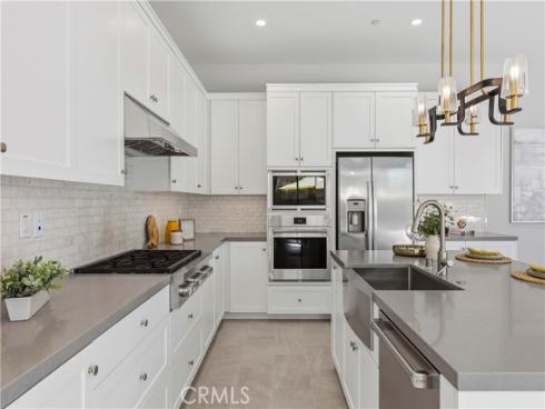 177  Plum Lily  , Irvine, CA