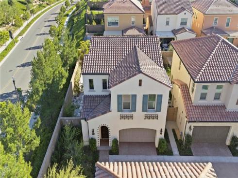 177  Plum Lily  , Irvine, CA