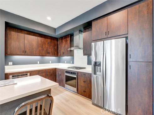 2536  Nolita  , Irvine, CA