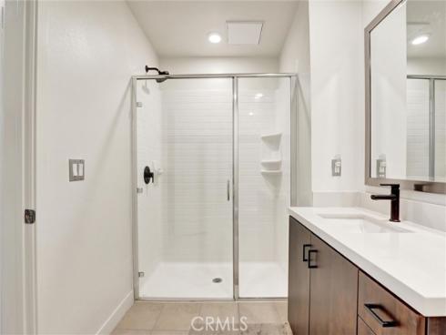 2536  Nolita  , Irvine, CA