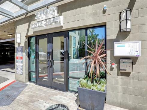 2536  Nolita  , Irvine, CA