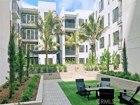 2536  Nolita  , Irvine, CA