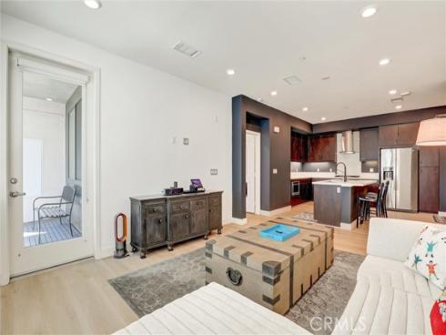 2536  Nolita  , Irvine, CA