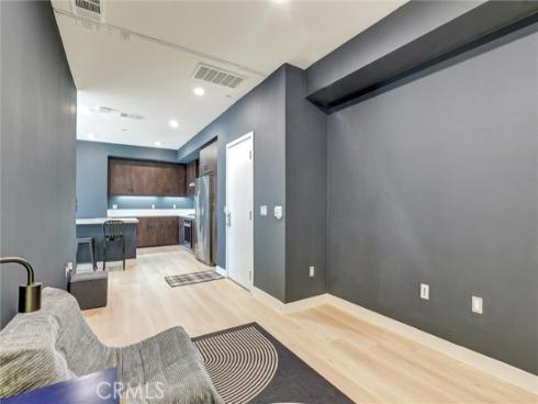 2536  Nolita  , Irvine, CA