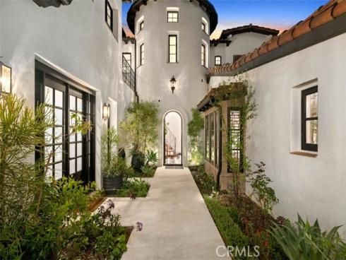 25  Golden Eagle  , Irvine, CA