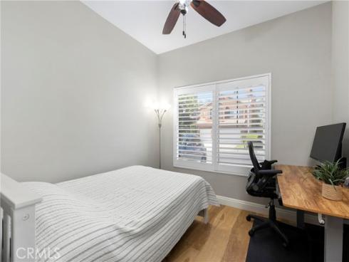 65  Ashcrest  , Irvine, CA