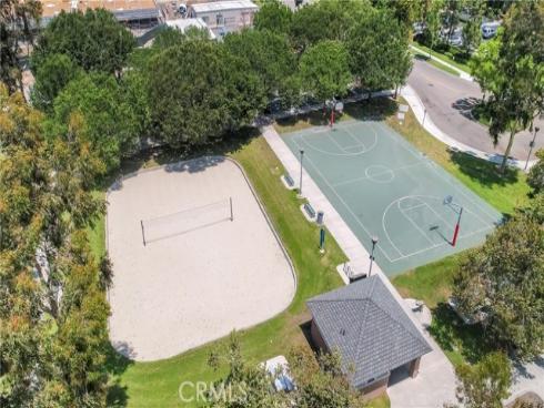 65  Ashcrest  , Irvine, CA